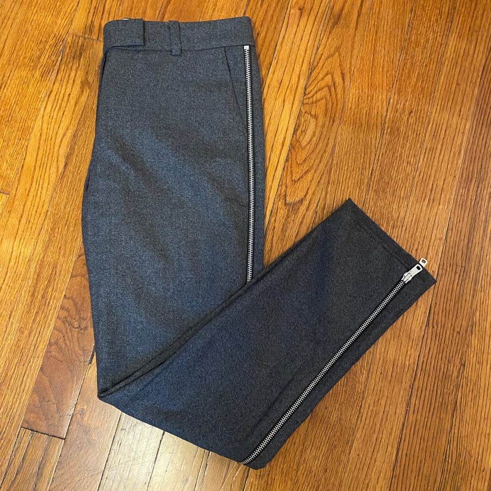 NWT Rachel Zoe gray pants with zipper detail, Size: 2, Color: Grey